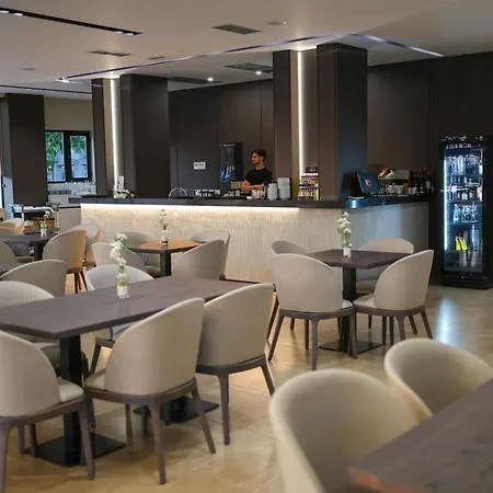 Suite Hotel