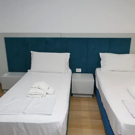 Suite Hotel 4* Шенджин