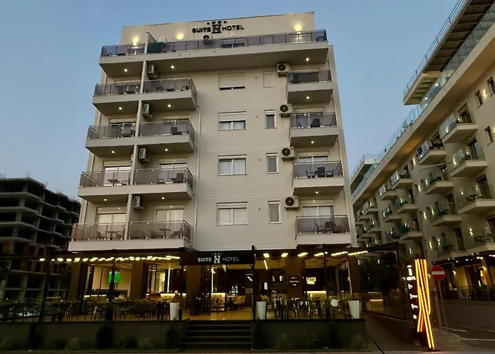 Отель Suite Hotel 4*