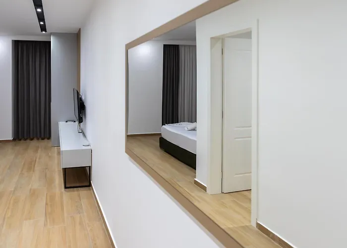 Suite Hotel Szálloda 4*